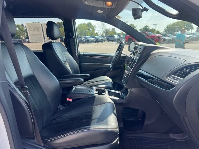 2015 Dodge Grand Caravan SXT Plus