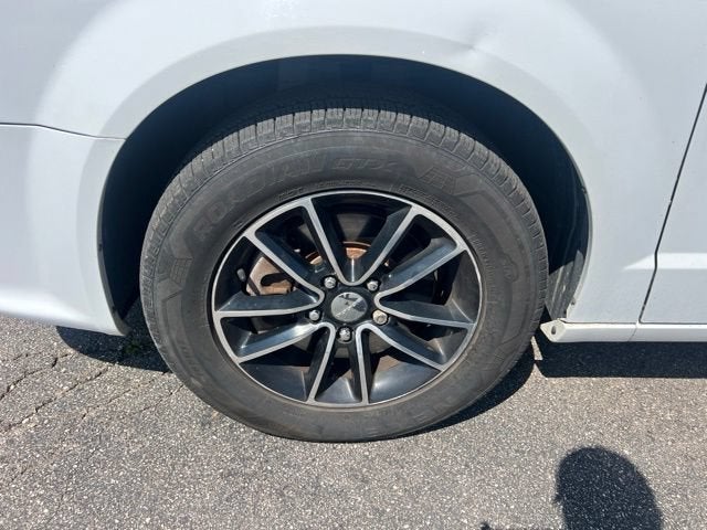 2015 Dodge Grand Caravan SXT Plus