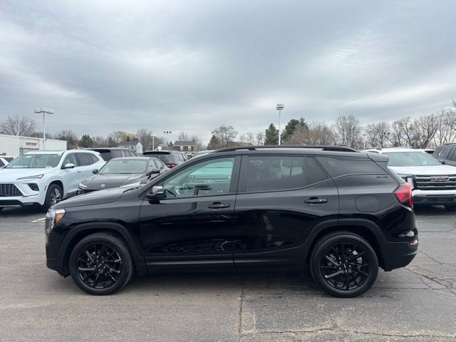 2023 GMC Terrain SLE