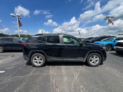 2023 GMC Terrain SLE