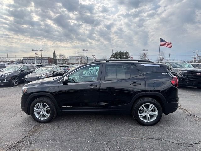 2023 GMC Terrain SLE