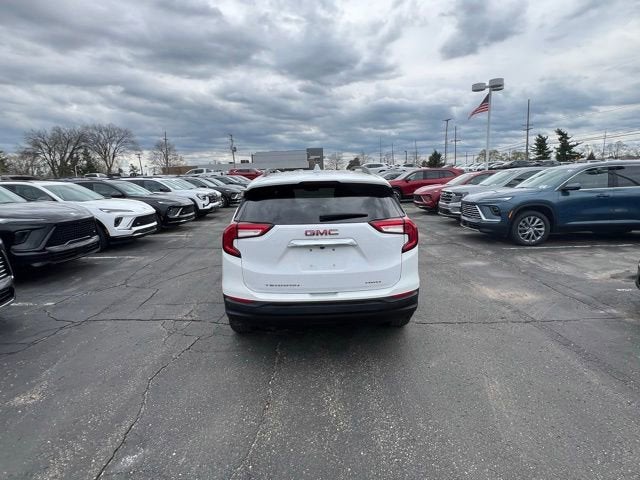 2023 GMC Terrain SLE