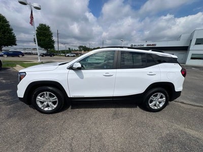 2023 GMC Terrain SLE