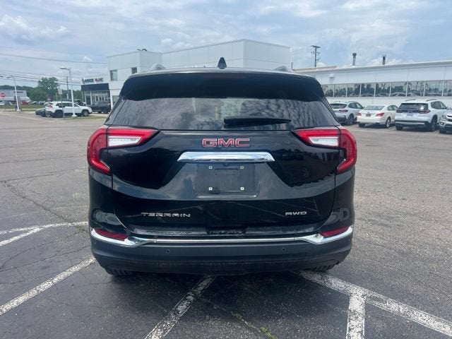 2024 GMC Terrain SLT