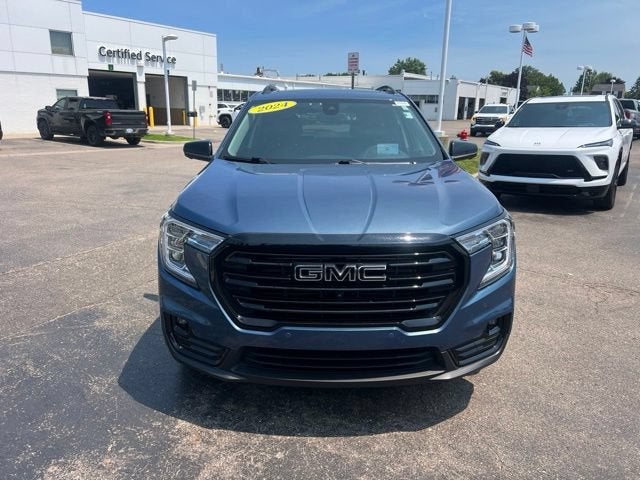 2024 GMC Terrain SLT