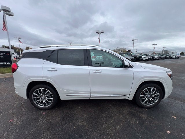 2024 GMC Terrain Denali
