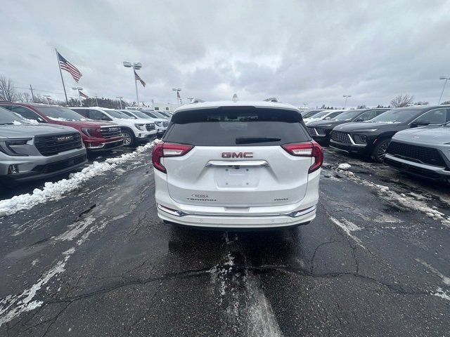 2023 GMC Terrain Denali