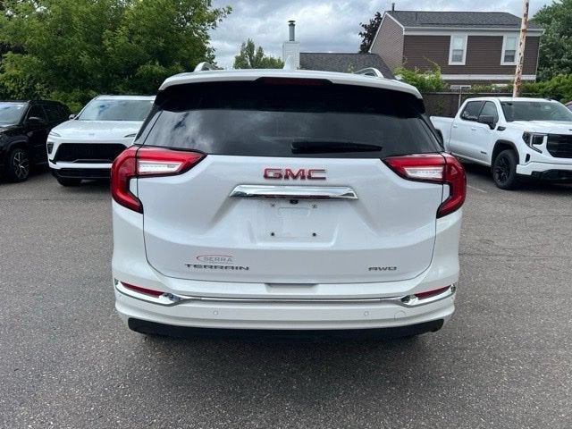 2024 GMC Terrain Denali