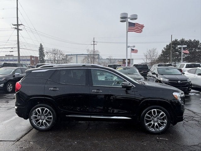 2022 GMC Terrain Denali