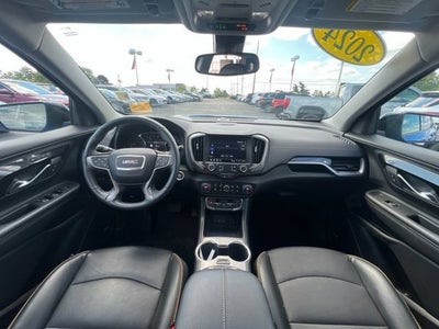 2024 GMC Terrain AT4