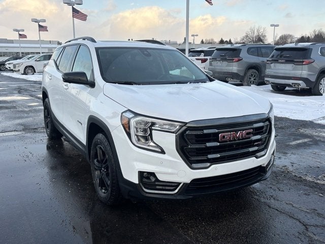 2023 GMC Terrain AT4