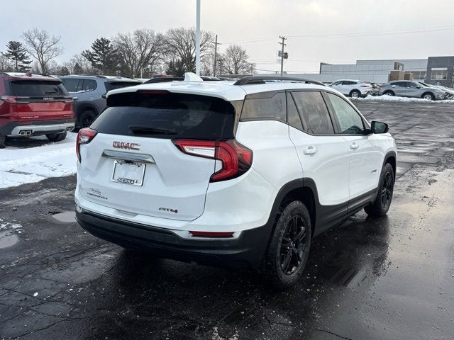 2023 GMC Terrain AT4