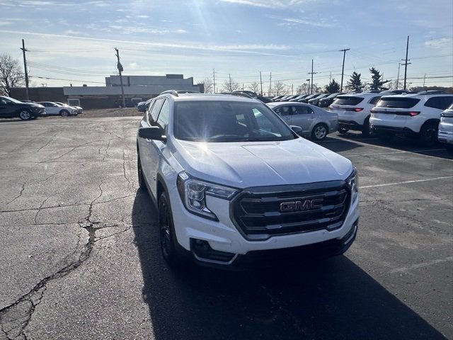 2022 GMC Terrain AT4