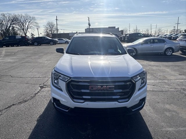2022 GMC Terrain AT4