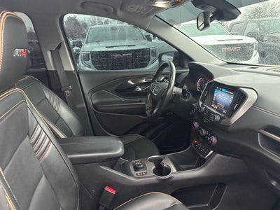 2022 GMC Terrain AT4