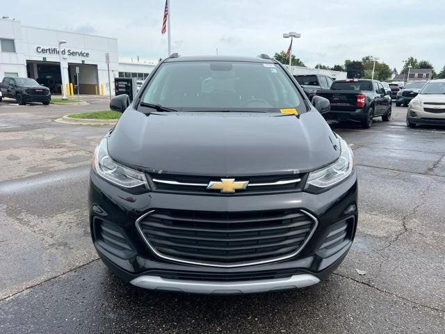 Used 2017 Chevrolet Trax LT with VIN 3GNCJPSB8HL264896 for sale in Rochester Hills, MI