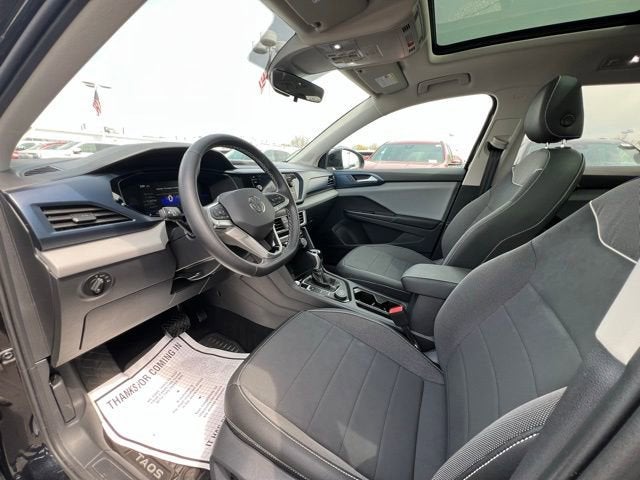 2023 Volkswagen Taos SE