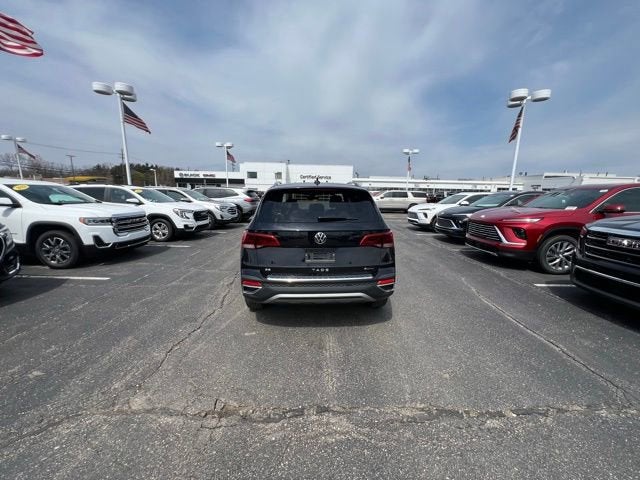 2023 Volkswagen Taos SE