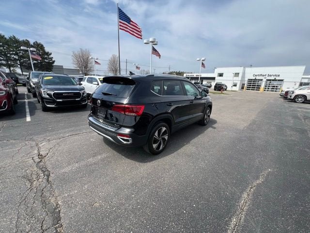 2023 Volkswagen Taos SE
