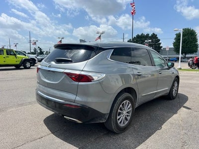 2024 Buick Enclave Essence