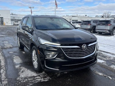 2023 Buick Enclave Essence