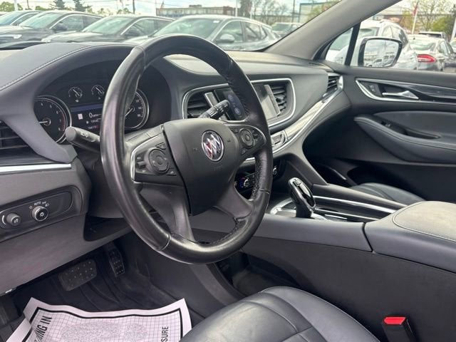 2021 Buick Enclave Essence