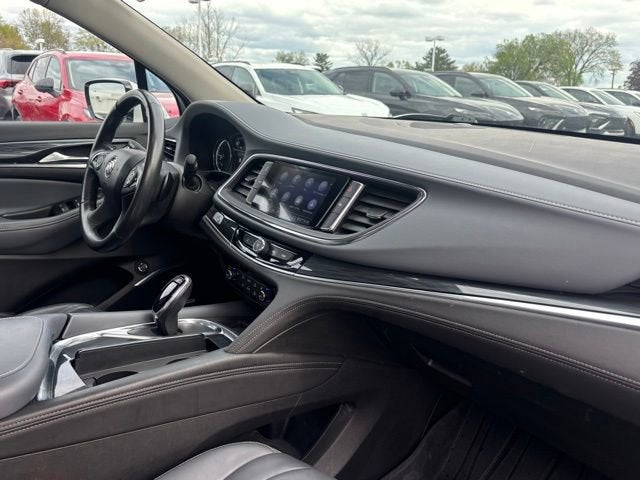 2021 Buick Enclave Essence