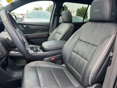 2025 Buick Enclave Avenir