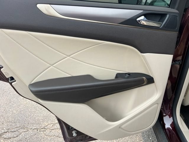 2019 Lincoln MKC Standard
