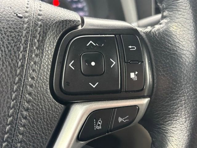 2020 Toyota Sienna XLE