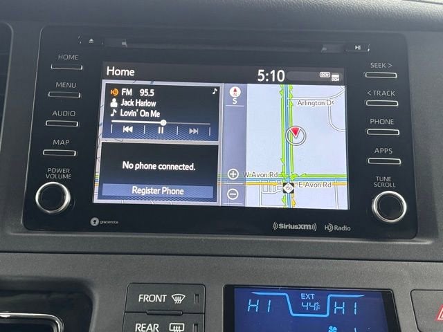 2020 Toyota Sienna XLE