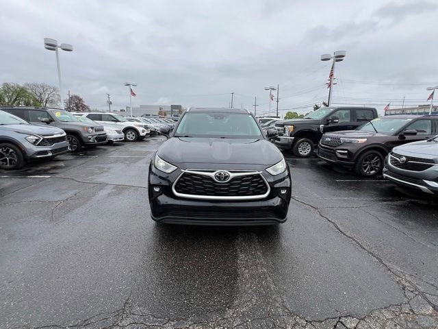 2023 Toyota Highlander L