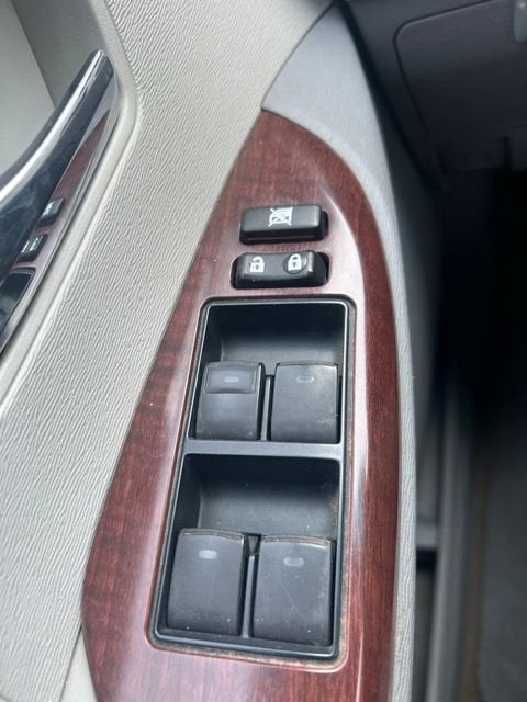 2011 Toyota Sienna XLE AAS