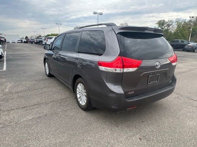 2011 Toyota Sienna XLE AAS