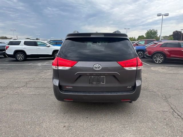 2011 Toyota Sienna XLE AAS