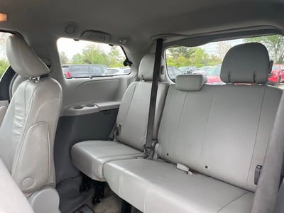2011 Toyota Sienna XLE AAS