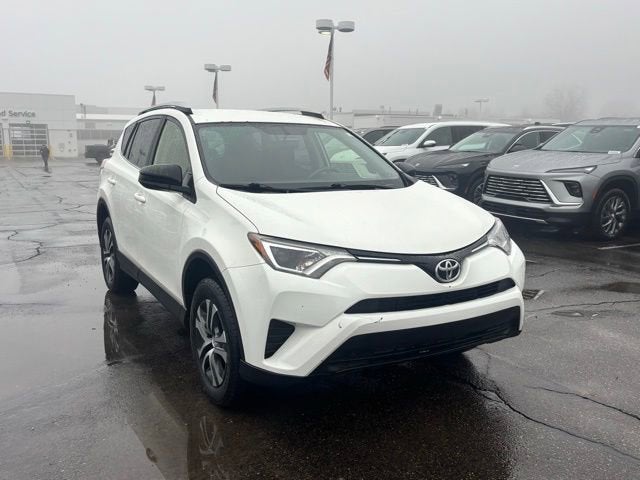 2016 Toyota RAV4 LE