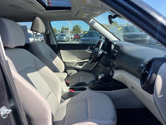 2022 Kia Soul EX