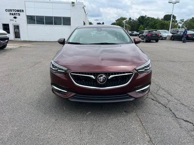 2019 Buick Regal Sportback Essence
