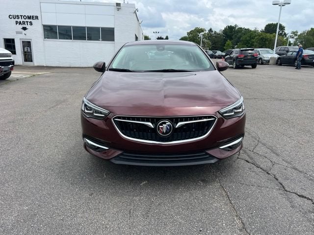 2019 Buick Regal Sportback Essence