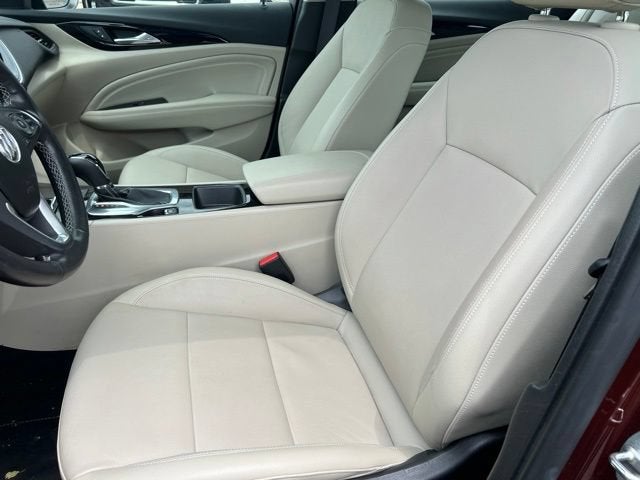 2019 Buick Regal Sportback Essence