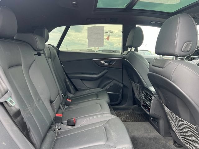 2022 Audi Q8 Premium Plus