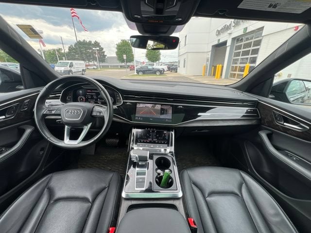 2022 Audi Q8 Premium Plus