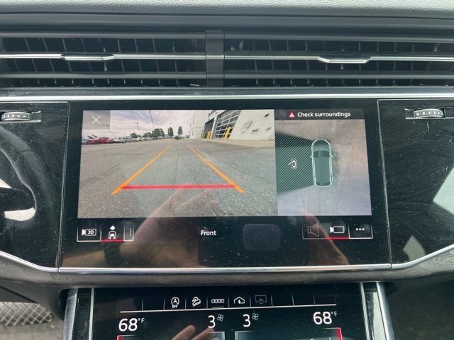 2022 Audi Q8 Premium Plus
