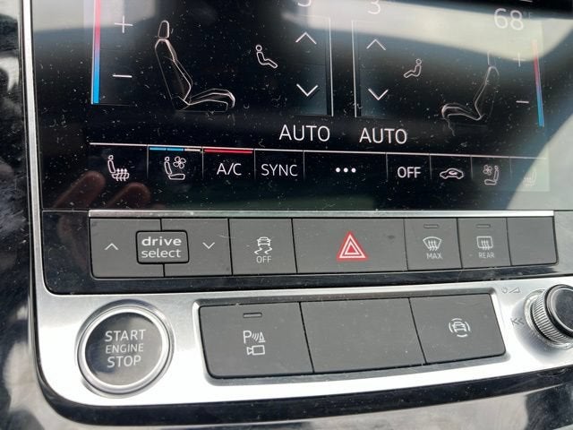 2022 Audi Q8 Premium Plus