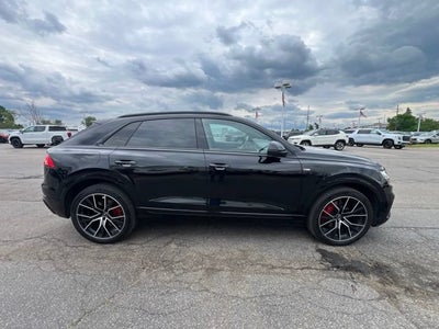 2022 Audi Q8 Premium Plus