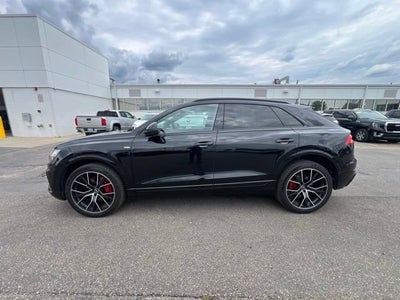 2022 Audi Q8 Premium Plus