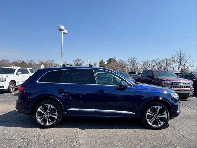 2024 Audi Q7 Premium Plus