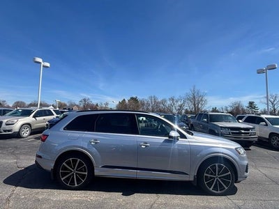2021 Audi Q7 Prestige