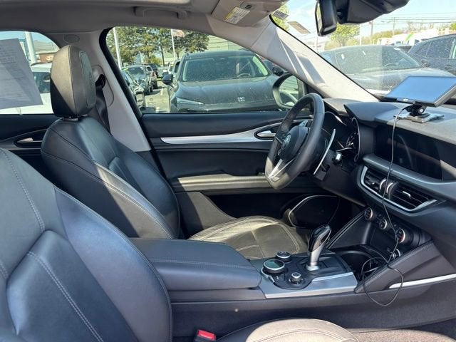 2018 Alfa Romeo Stelvio Sport